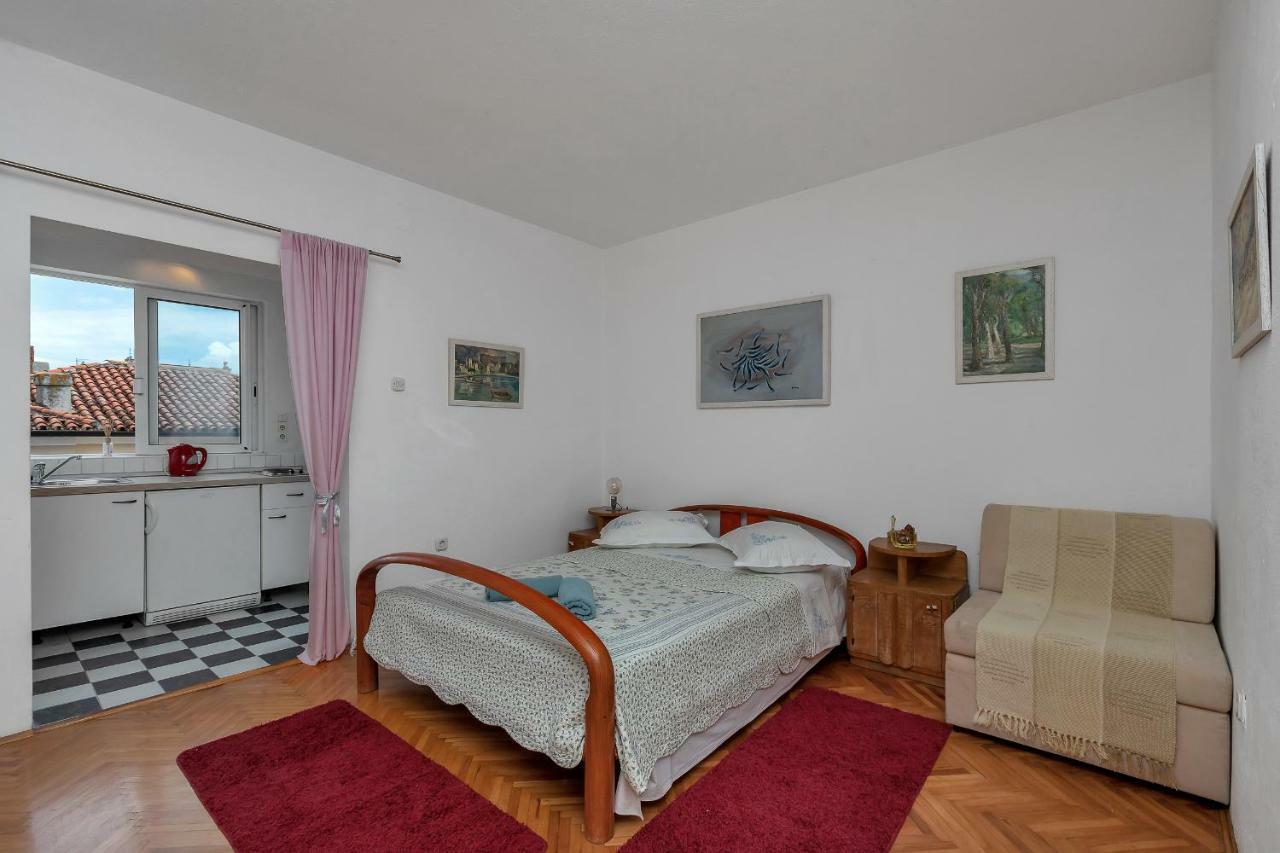 Apartment Mediteraneo มาคาร์สกา ภายนอก รูปภาพ