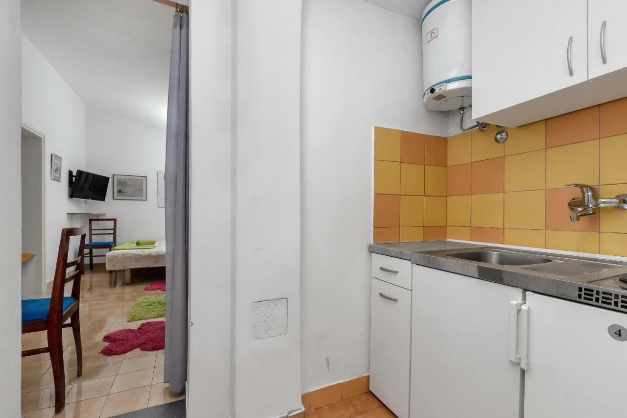 Apartment Mediteraneo มาคาร์สกา ภายนอก รูปภาพ