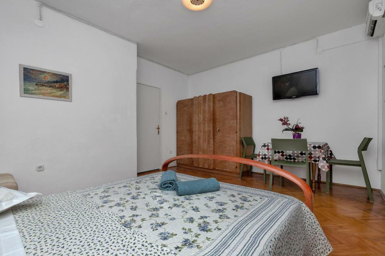 Apartment Mediteraneo มาคาร์สกา ภายนอก รูปภาพ